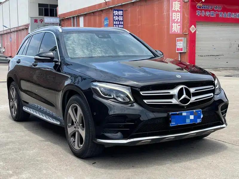 2017 Mercedes-Benz GLC 260 4MATIC Luxury — миниатюра 3