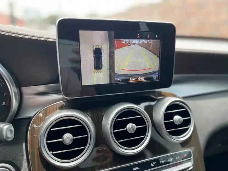 2017 Mercedes-Benz GLC 260 4MATIC Luxury — миниатюра 24