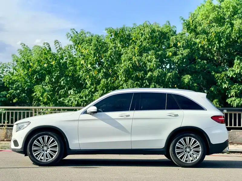 2016 Mercedes-Benz GLC 200 4MATIC — миниатюра 3
