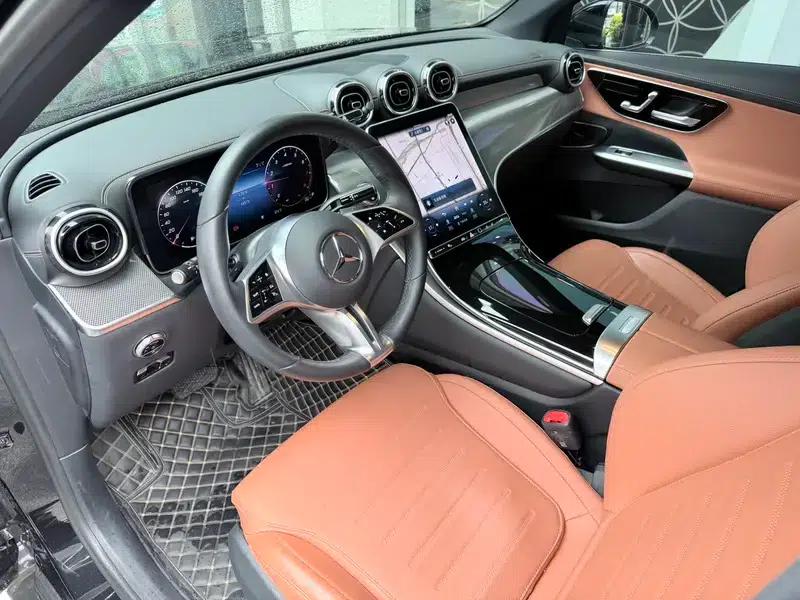 2023 Mercedes-Benz GLC 260 L 4MATIC Dynamic 7-seater — миниатюра 17