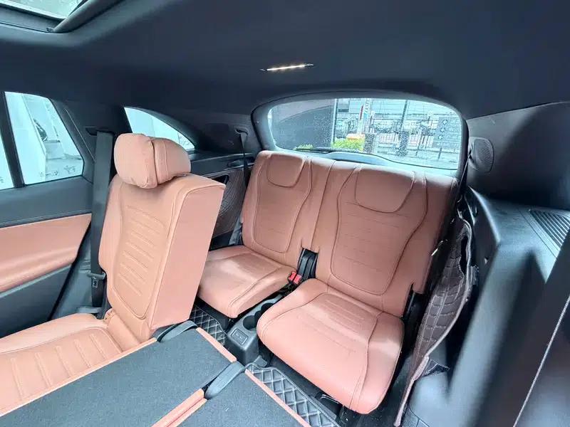 2023 Mercedes-Benz GLC 260 L 4MATIC Dynamic 7-seater — миниатюра 21