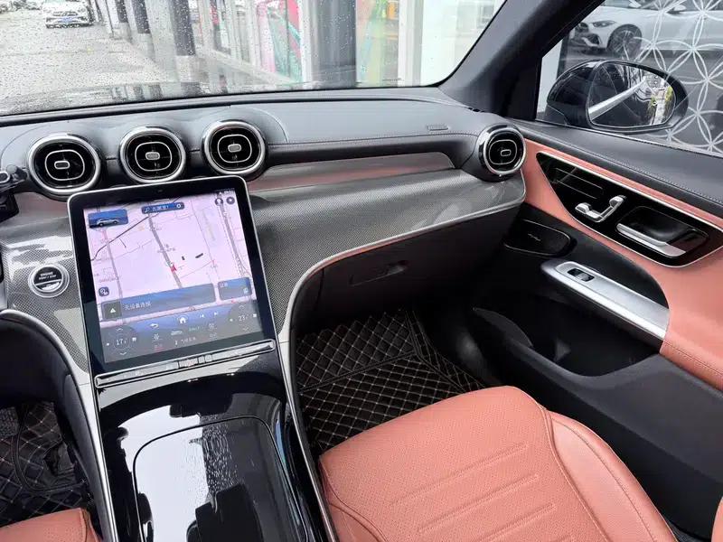 2023 Mercedes-Benz GLC 260 L 4MATIC Dynamic 7-seater — миниатюра 10