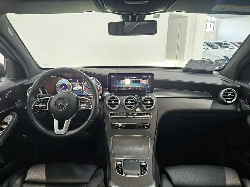 2020 Mercedes-Benz GLC 260 L 4MATIC Luxury — миниатюра 7