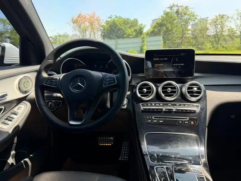 2016 Mercedes-Benz GLC 200 4MATIC — миниатюра 18