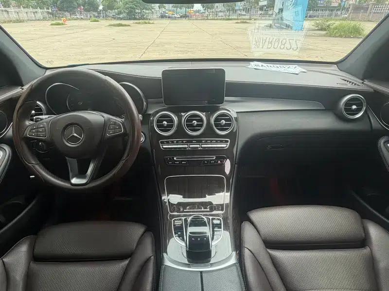 2018 Mercedes-Benz GLC Facelift: GLC 260 4MATIC Luxury — миниатюра 11