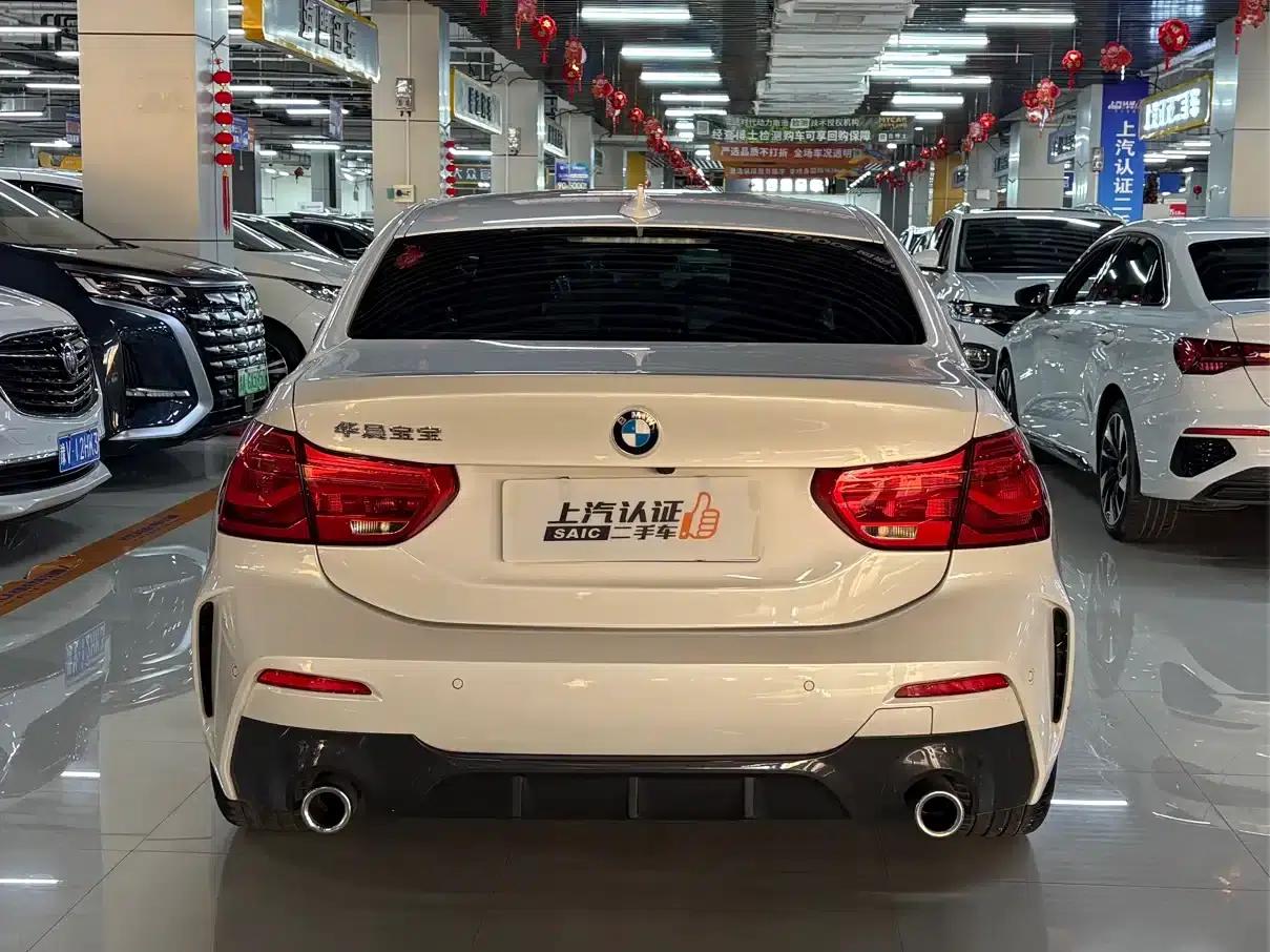 2022 BMW 1 Series 120i M Sport — миниатюра 11