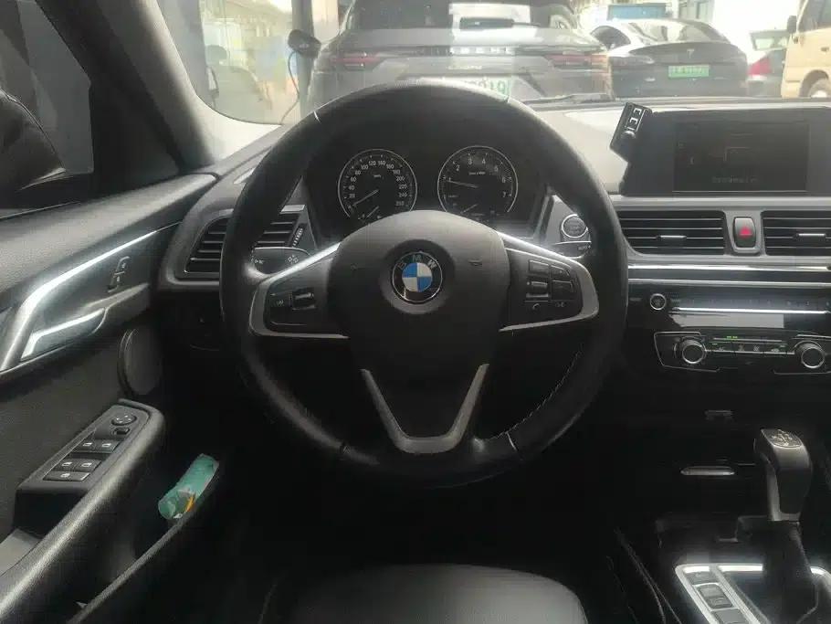 2017 BMW 1 Series 118i Sport — миниатюра 15