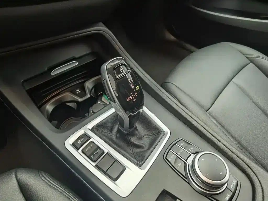 2022 BMW 1 Series 120i M Sport — миниатюра 13