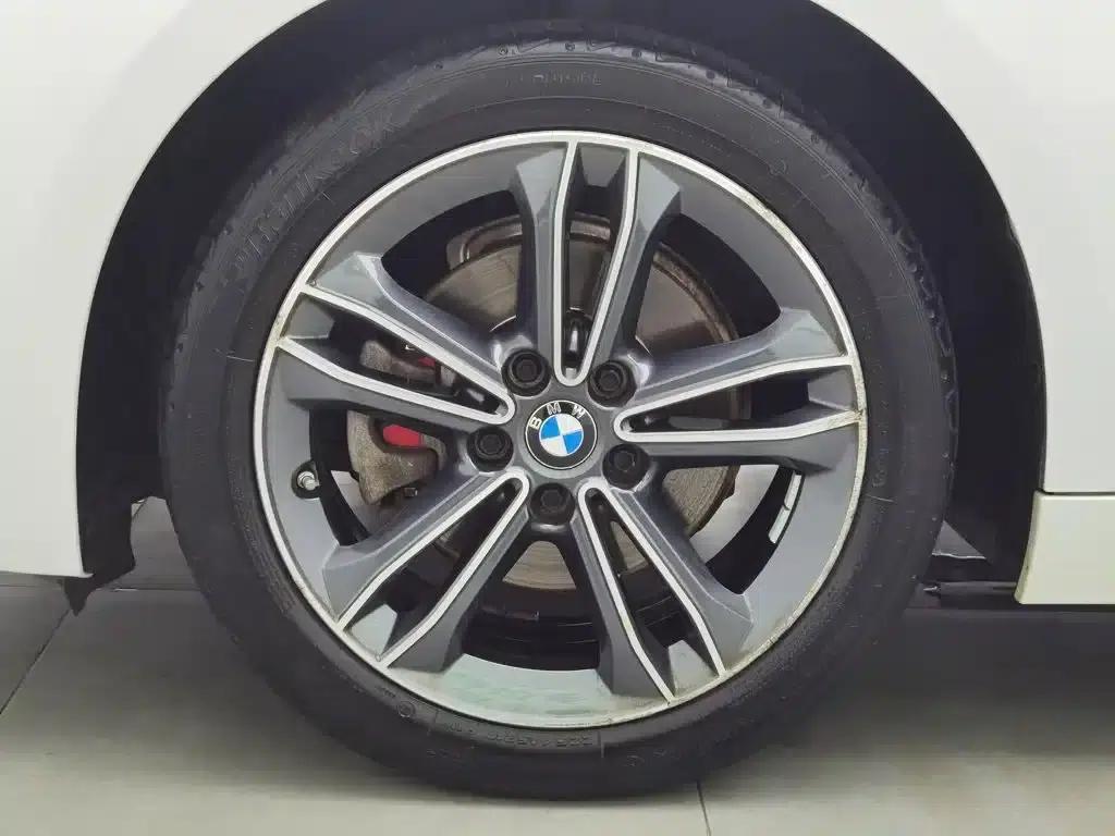 2022 BMW 1 Series 120i M Sport — миниатюра 17
