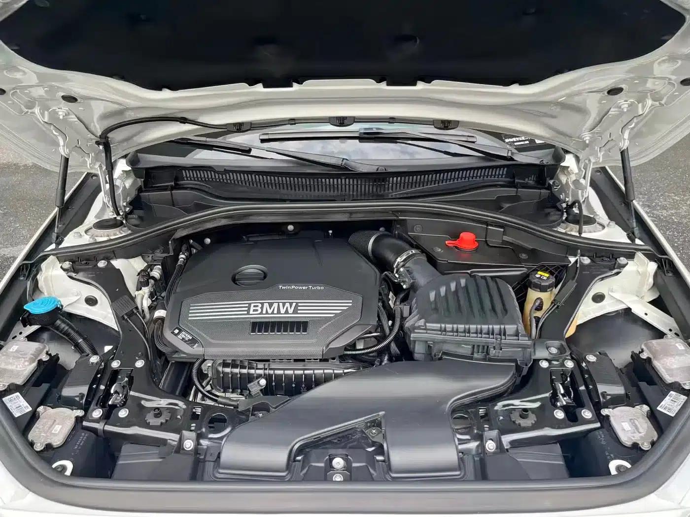 2020 BMW 1 Series 120i M Sport Package — миниатюра 14