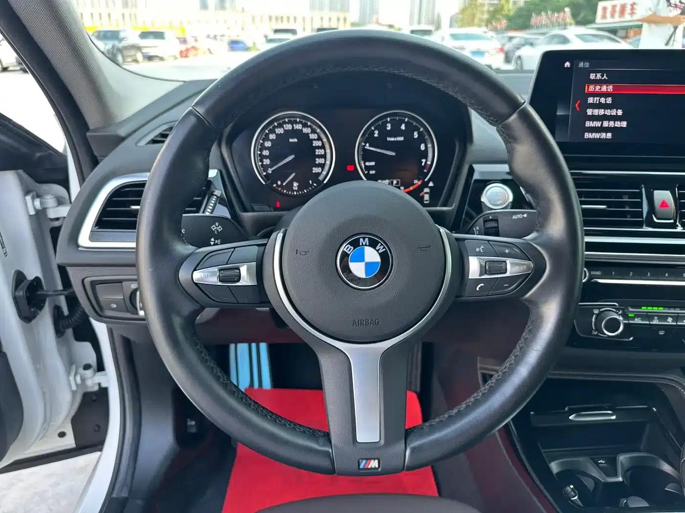 2021 BMW 1 Series 120i M Sport Shadow Edition — миниатюра 12