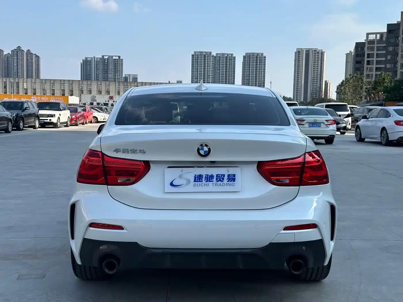 2021 BMW 1 Series 120i M Sport Shadow Edition — миниатюра 5