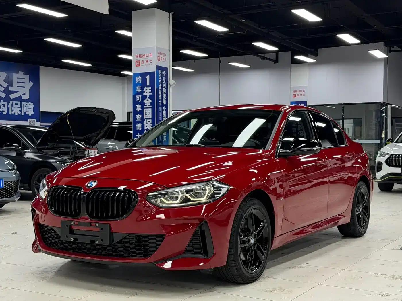 2022 BMW 1 Series 120i M Sport Shadow Edition — миниатюра 1