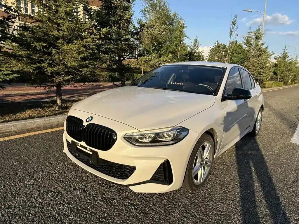 BMW 1 Series 2023 120i M Sport Shadow Edition — миниатюра 1