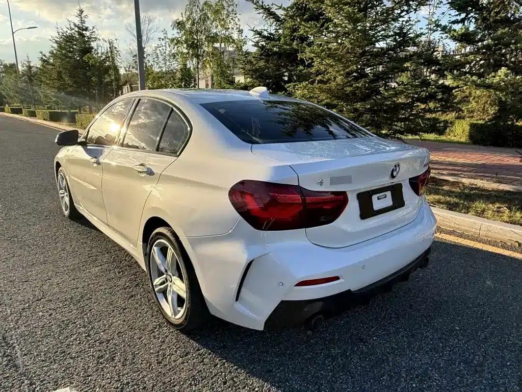 BMW 1 Series 2023 120i M Sport Shadow Edition — миниатюра 5