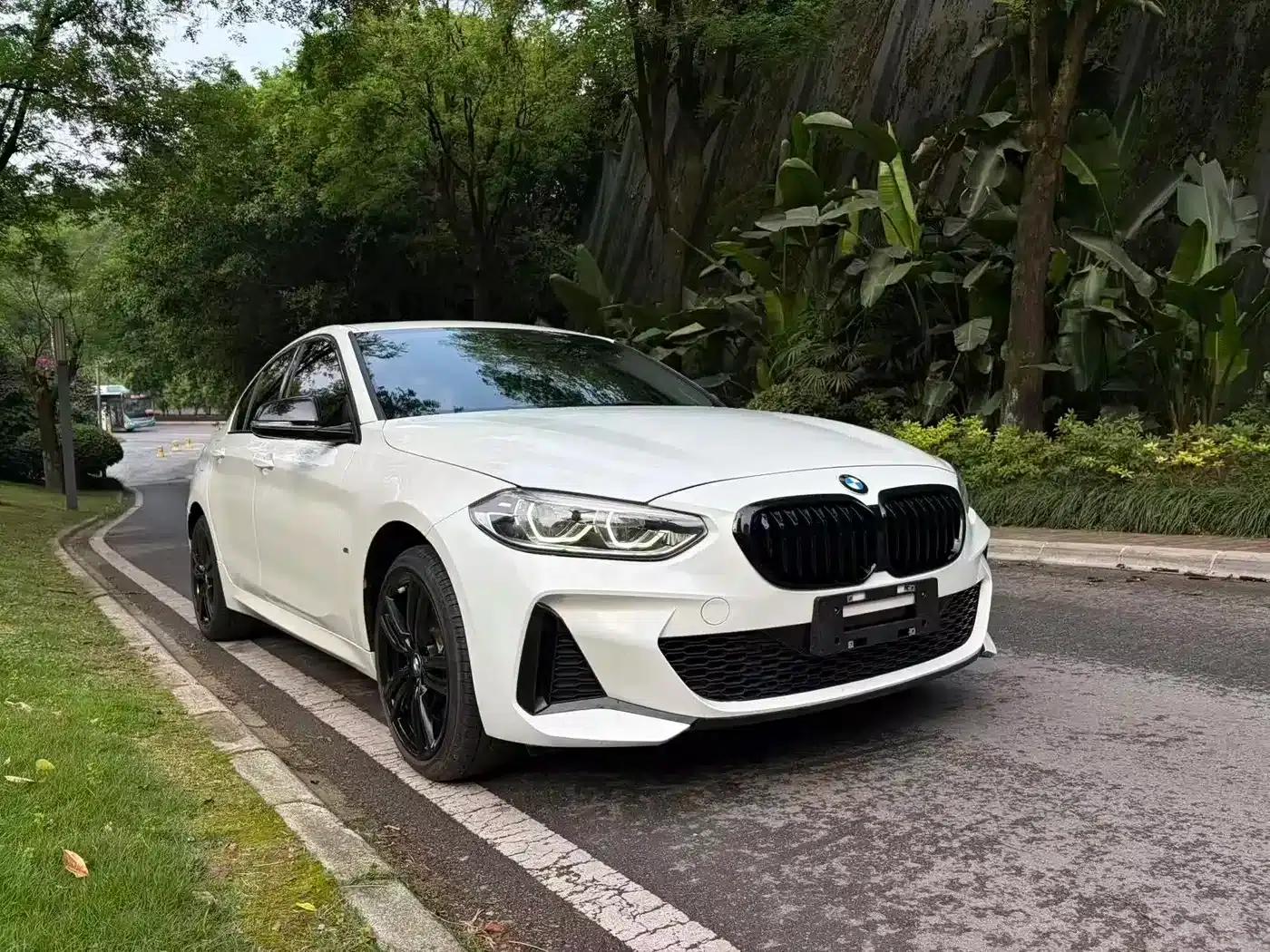 BMW 1 Series 2021 Facelift 125i M Sport Shadow Edition — миниатюра 3