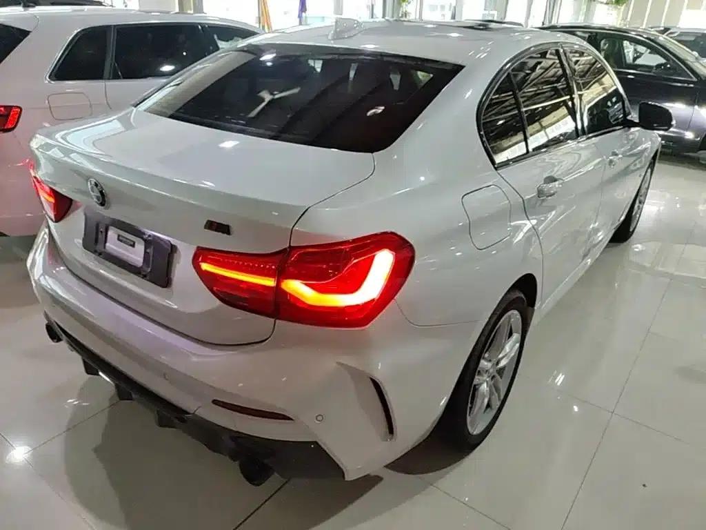 BMW 1 Series 2021 Facelift 120i M Sport Shadow Edition — миниатюра 7