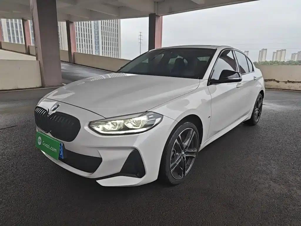 2022 BMW 1 Series 125i M Sport Shadow Edition — миниатюра 2