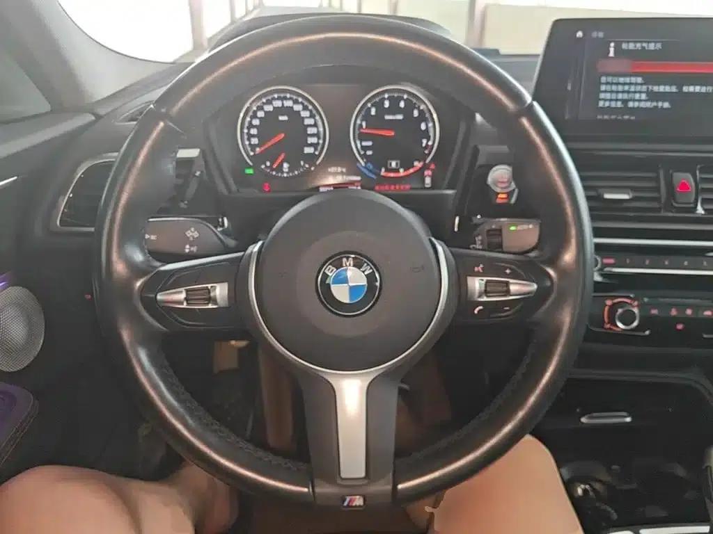2022 BMW 1 Series 125i M Sport Shadow Edition — миниатюра 11