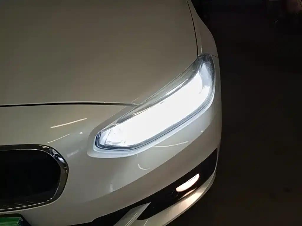 BMW 1 Series 2019 118i Fashion Edition — миниатюра 24