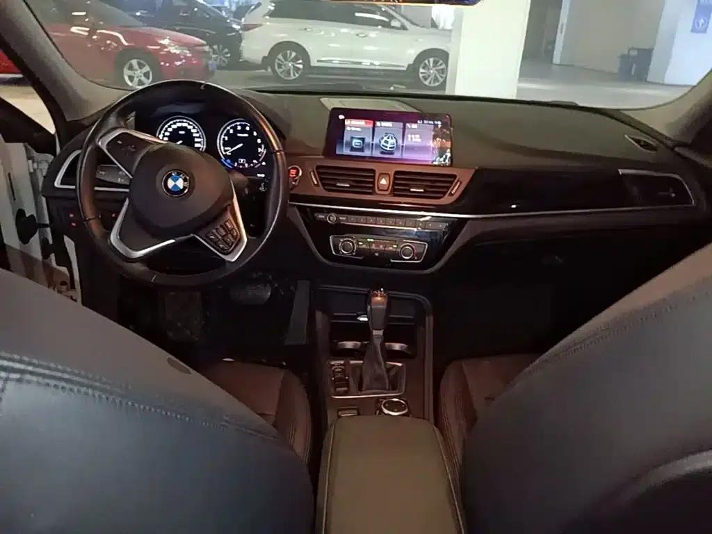 BMW 1 Series 2019 118i Fashion Edition — миниатюра 10