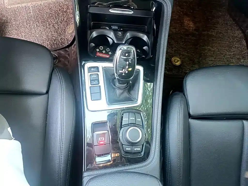 2020 BMW 1 Series 125i Leading M Sport Package — миниатюра 14