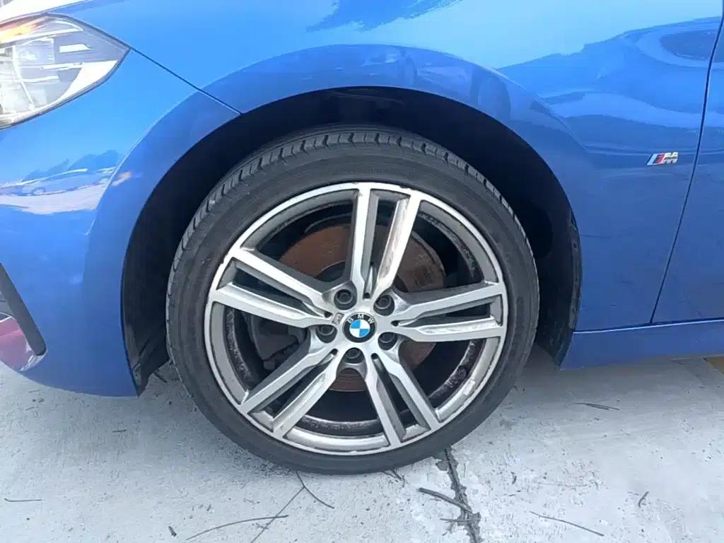 2020 BMW 1 Series 125i Leading M Sport Package — миниатюра 23