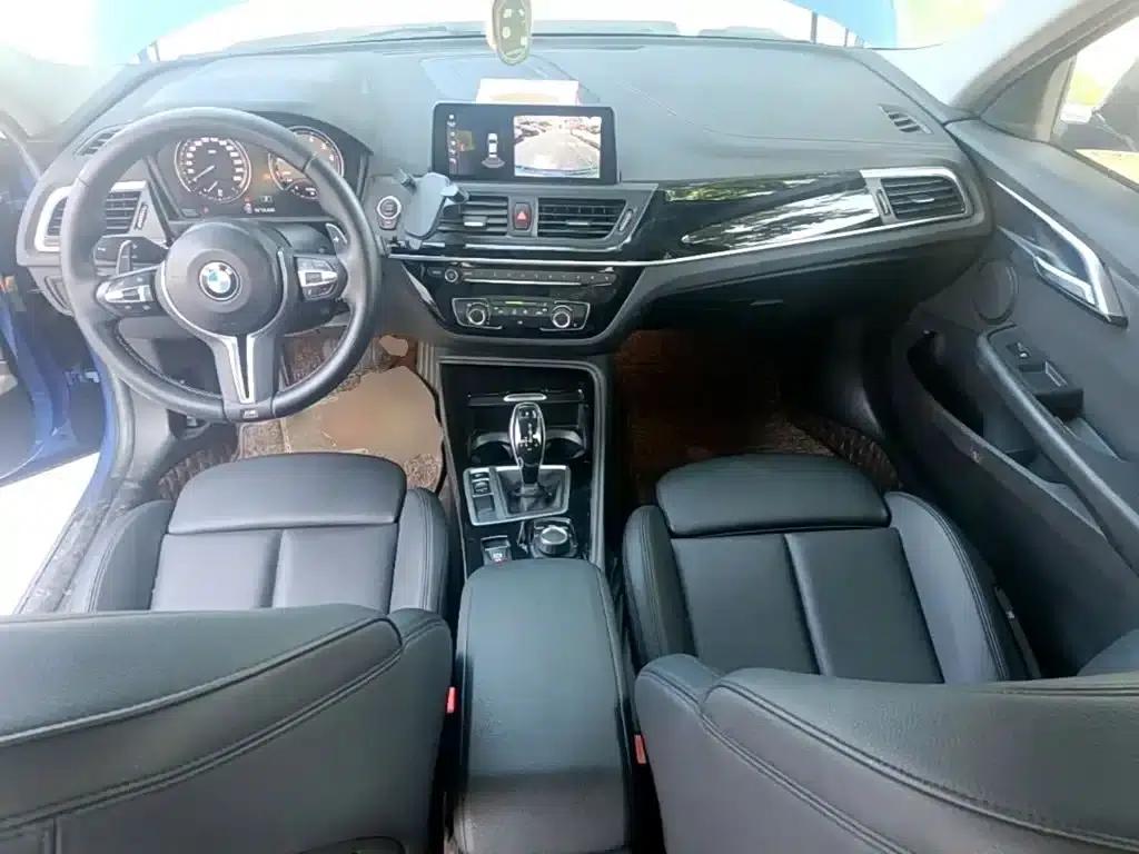 2020 BMW 1 Series 125i Leading M Sport Package — миниатюра 10