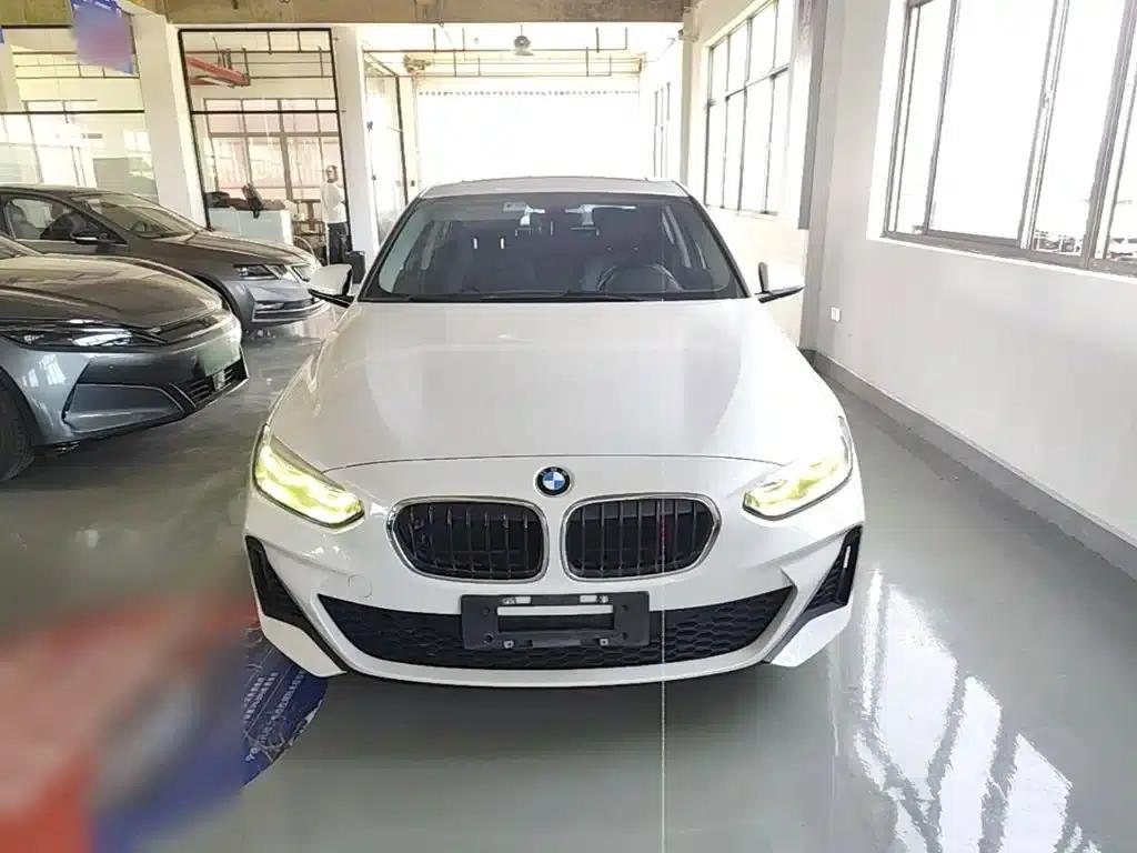 2020 BMW 1 Series 125i Leading M Sport Package — миниатюра 3