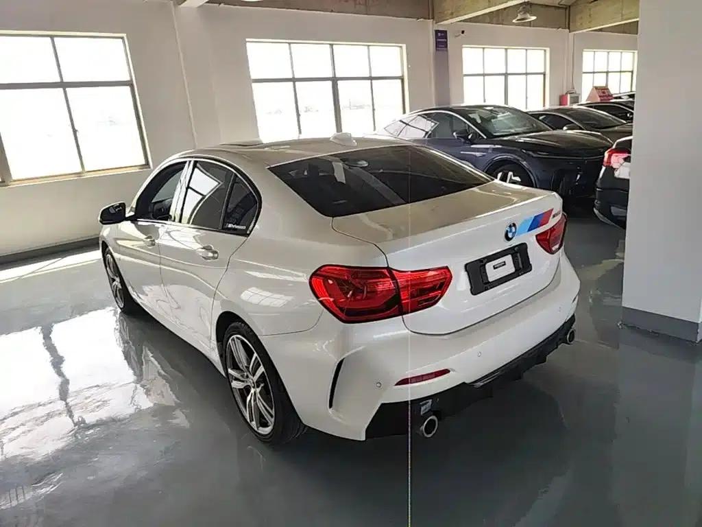 2020 BMW 1 Series 125i Leading M Sport Package — миниатюра 5