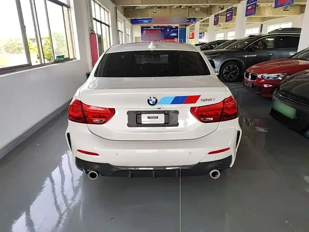 2020 BMW 1 Series 125i Leading M Sport Package — миниатюра 6