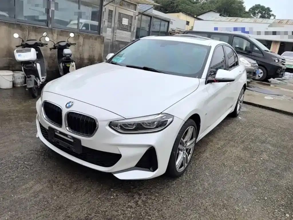 2020 BMW 1 Series 125i Leading M Sport Package — миниатюра 1