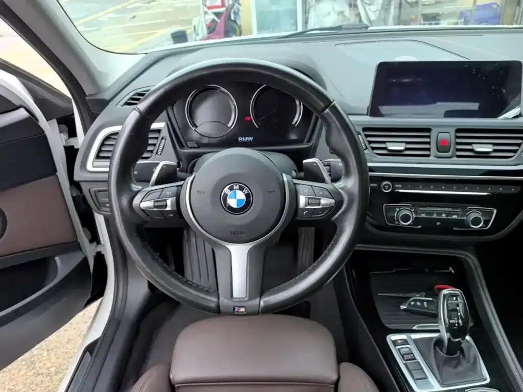 2020 BMW 1 Series 125i Leading M Sport Package — миниатюра 11