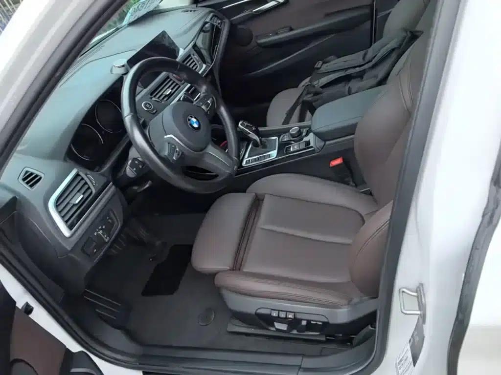 2020 BMW 1 Series 125i Leading M Sport Package — миниатюра 15