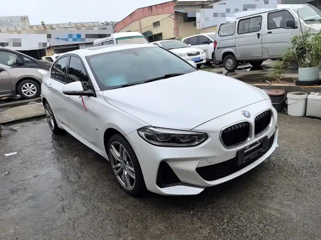 2020 BMW 1 Series 125i Leading M Sport Package — миниатюра 4