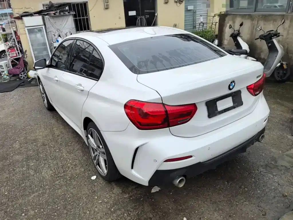2020 BMW 1 Series 125i Leading M Sport Package — миниатюра 5