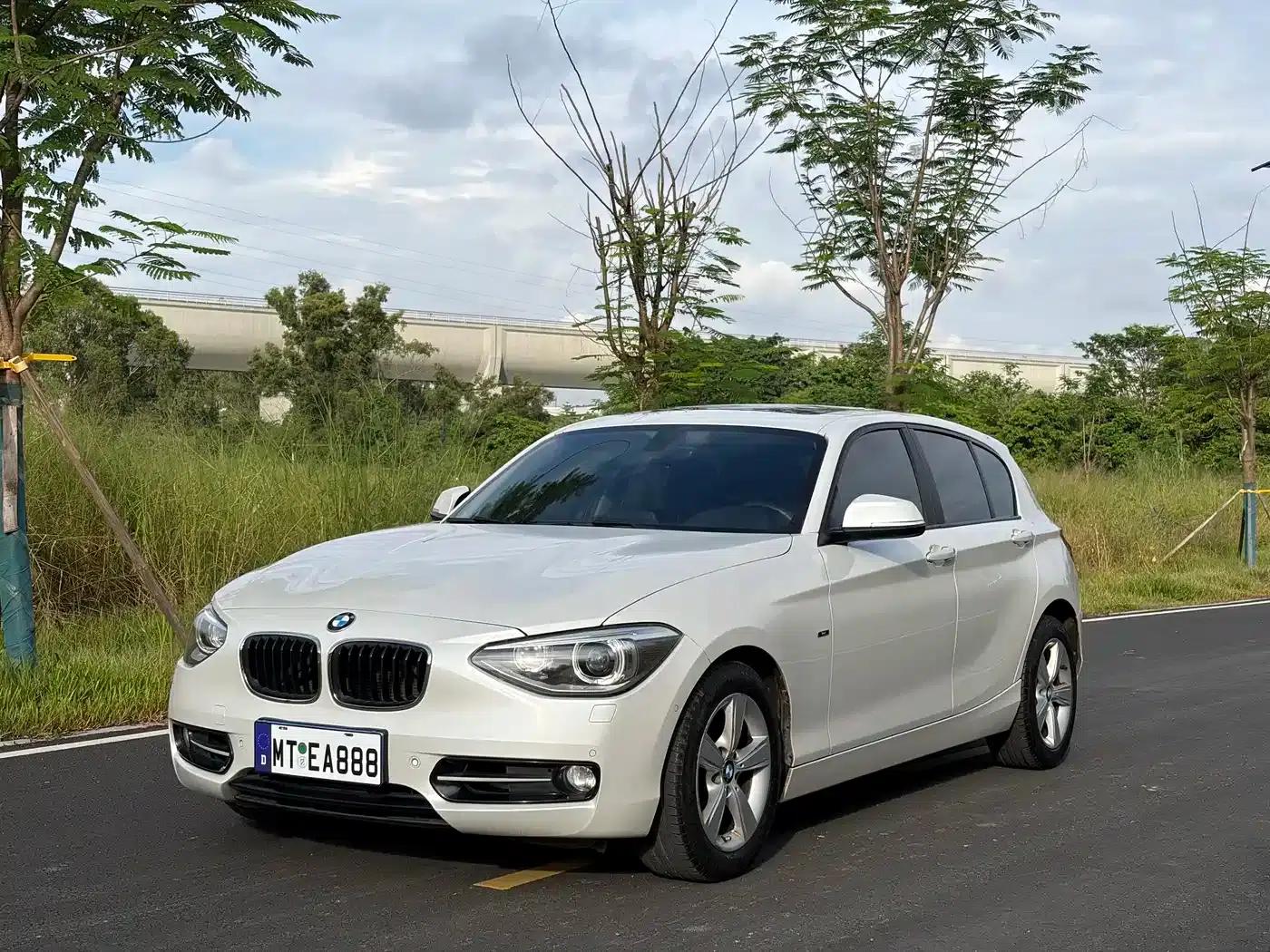 BMW 1 Series (Imported) 2013 Facelift 118i Sport — миниатюра 1