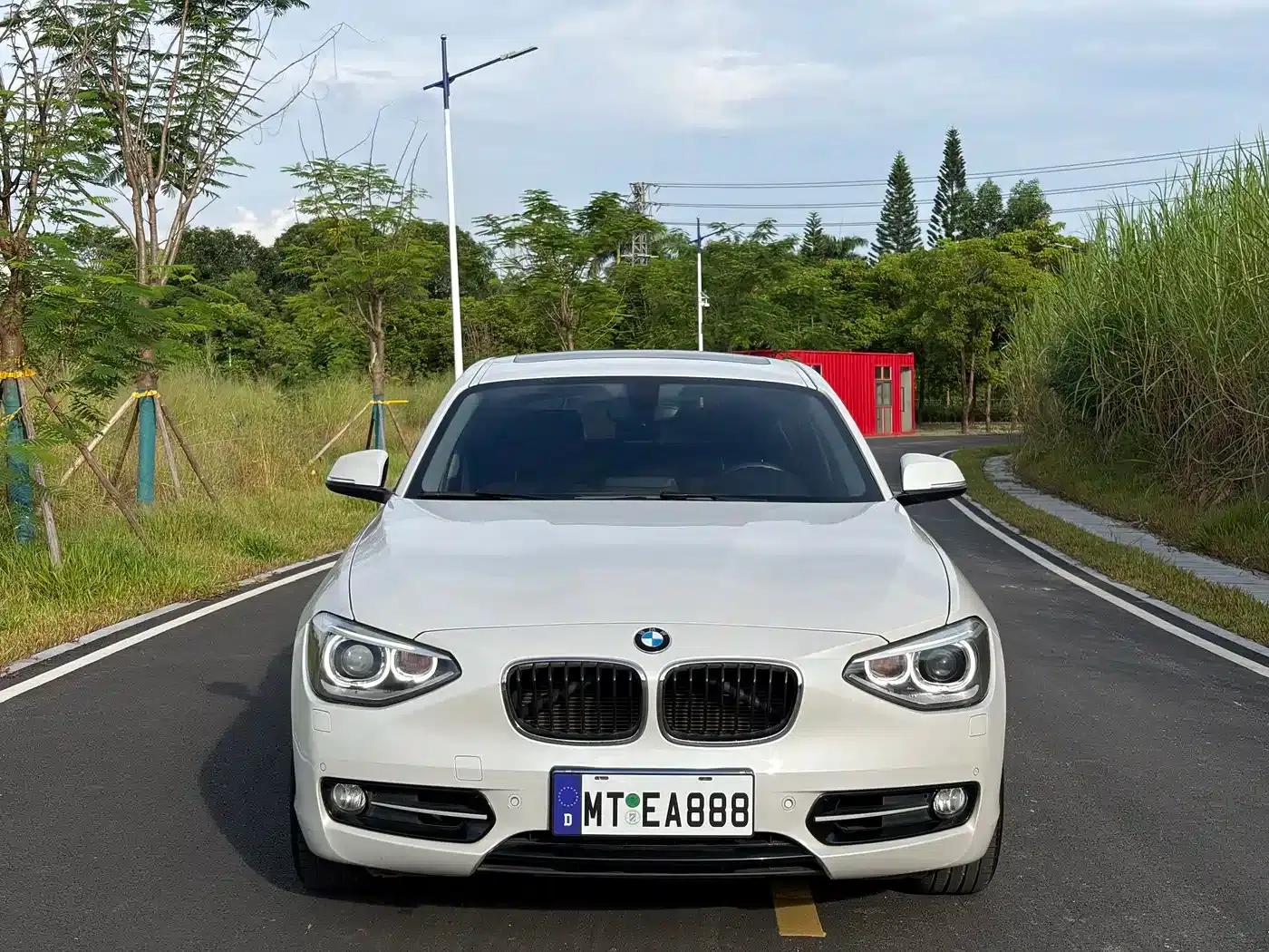 BMW 1 Series (Imported) 2013 Facelift 118i Sport — миниатюра 2