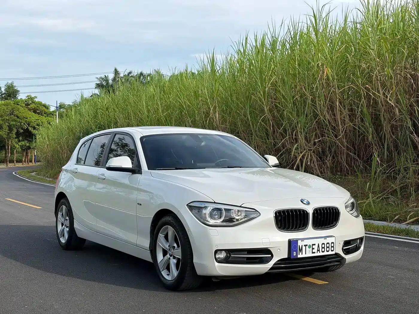 BMW 1 Series (Imported) 2013 Facelift 118i Sport — миниатюра 3