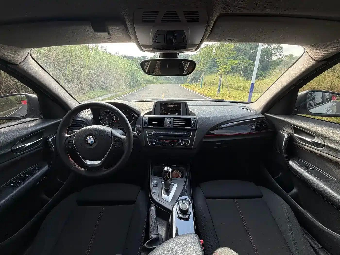 BMW 1 Series (Imported) 2013 Facelift 118i Sport — миниатюра 6