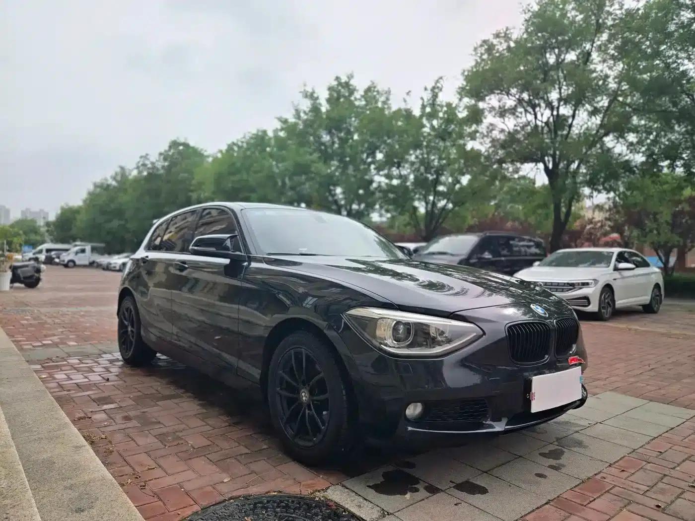 2013 BMW 1 Series (Imported) Facelift 118i Leading Edition — миниатюра 11