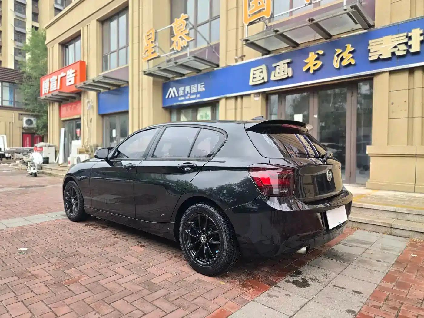 2013 BMW 1 Series (Imported) Facelift 118i Leading Edition — миниатюра 4