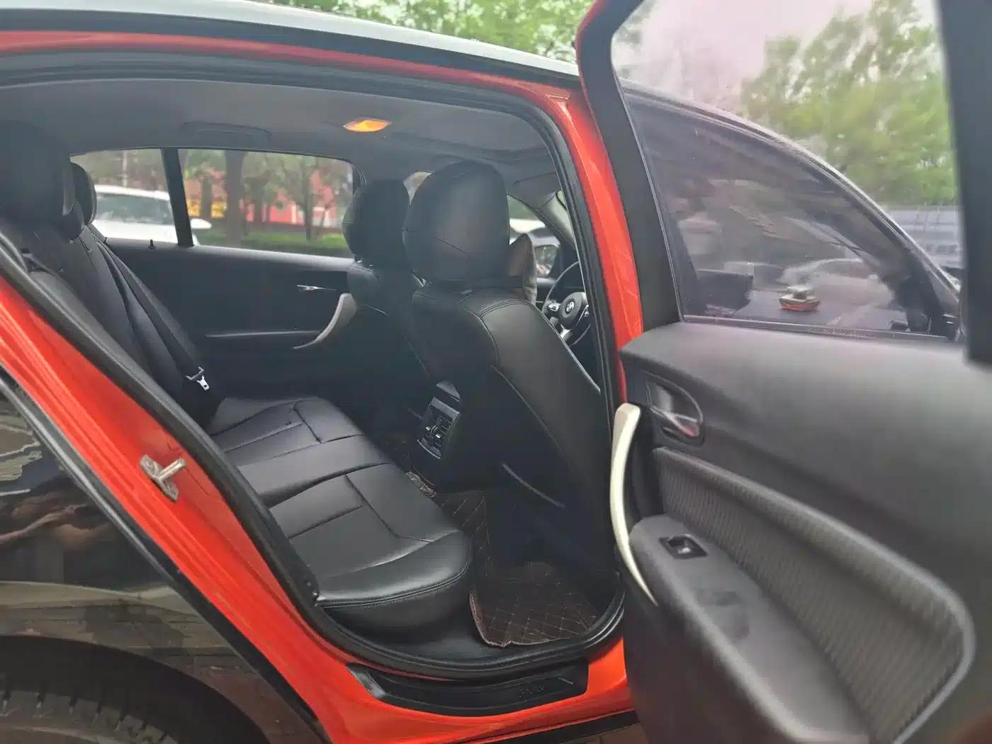 2013 BMW 1 Series (Imported) Facelift 118i Leading Edition — миниатюра 8