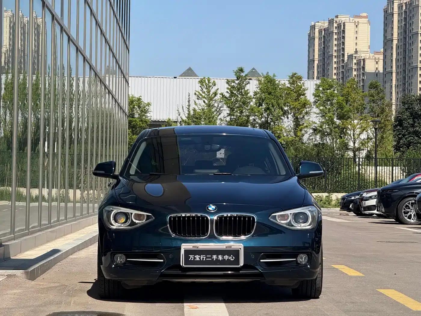 2013 BMW 1 Series (Imported) Facelift 118i Sport — миниатюра 2
