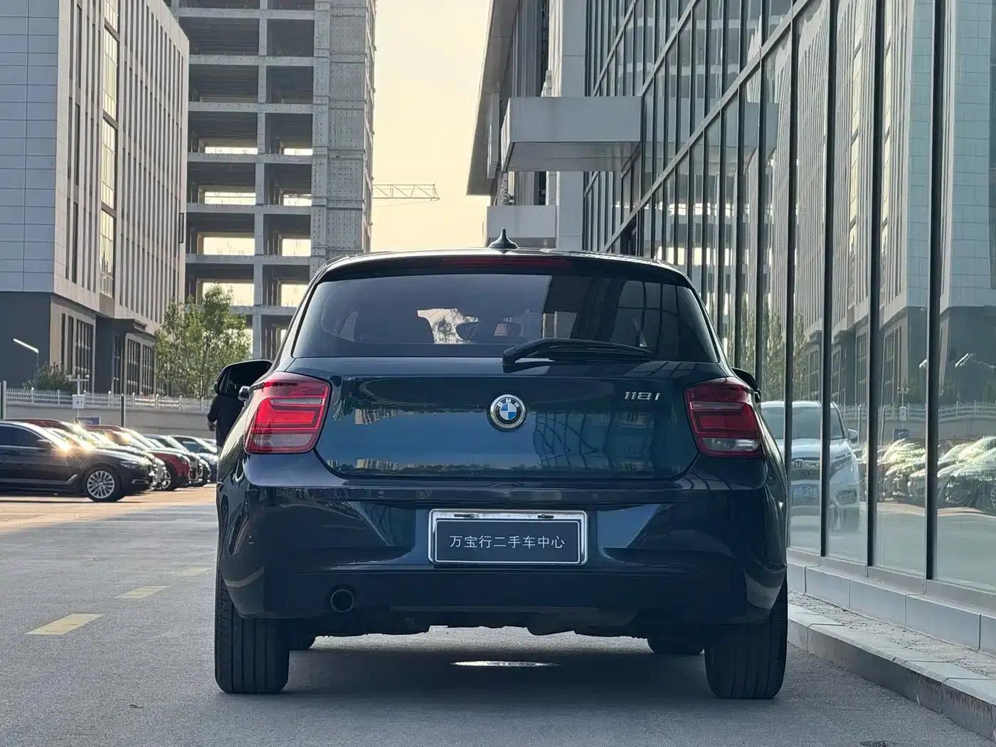 2013 BMW 1 Series (Imported) Facelift 118i Sport — миниатюра 19