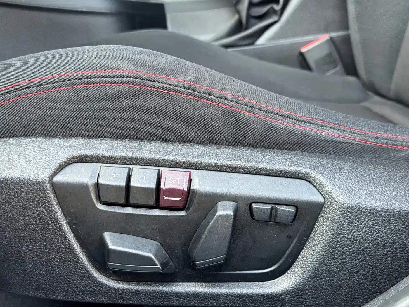 2013 BMW 1 Series (Imported) Facelift 118i Sport — миниатюра 9