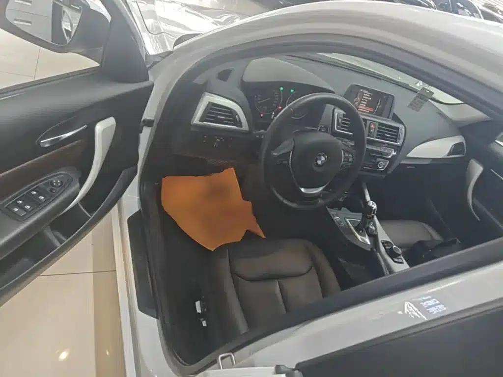 2015 BMW 1 Series Imported Model 120i Leading Edition — миниатюра 16