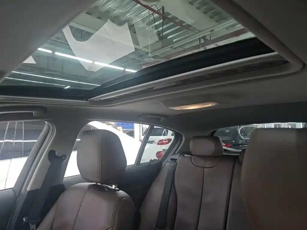 2015 BMW 1 Series Imported Model 120i Leading Edition — миниатюра 18
