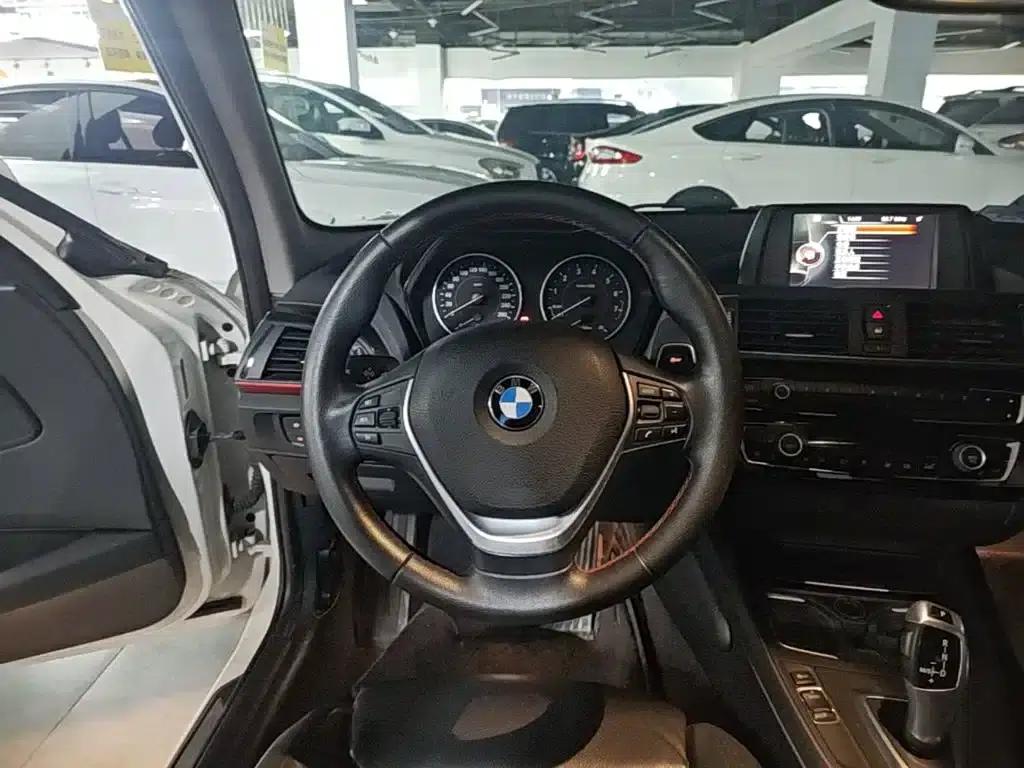 2015 BMW 1 Series Imported Model 120i Sport Design Package — миниатюра 11