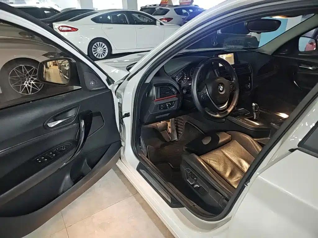 2015 BMW 1 Series Imported Model 120i Sport Design Package — миниатюра 16